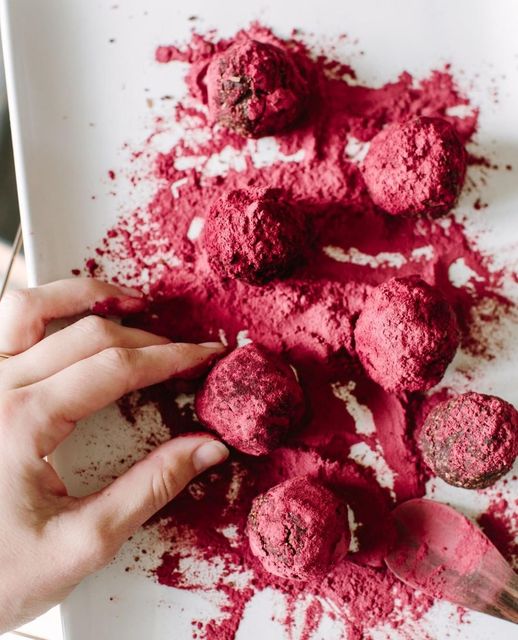 Red velvet maca energy balls - Shop TheMacaTeam.com. 